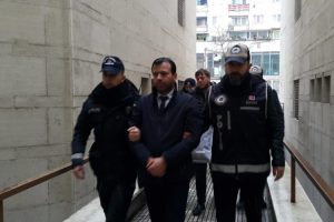 Bursa'daki su&ccedil; &ouml;rg&uuml;t&uuml;ne y&ouml;nelik operasyonda 9 ş&uuml;pheli adliyeye sevk edildi