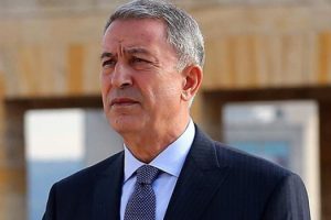 Bakan Akar: M&uuml;cadelemiz ter&ouml;ristlerledir