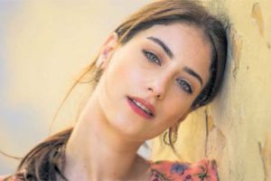 Hazal Kaya'nın  'bekarlığa veda' partisi!