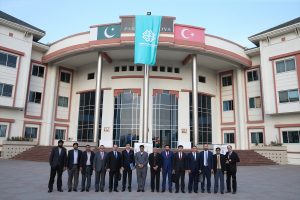 Pakistan'daki FET&Ouml; okullarının TMV'ye devri tamamlandı