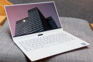 Dell XPS 13 inceliği ile şaşırtıyor!