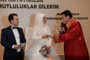 Bursa Osmangazi'de geçtiğimiz yıl 431 yabancı çift evlendi