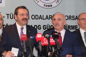 Hisarcıklıoğlu: Bu sıkıntılı d&ouml;nemlerin ge&ccedil;ici olduğuna inanıyoruz