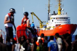 Malta, Akdeniz'de mahsur kalan 49 g&ouml;&ccedil;mene limanını a&ccedil;ıyor