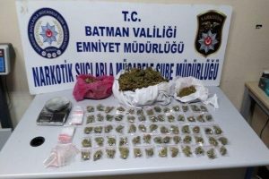 1 kilo 257 gram esrar maddesi ele ge&ccedil;irildi