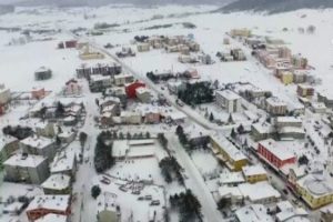 Kar manzarası drone ile görüntülendi