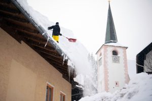 Avrupa'da soğuk hava 13 ölüme neden oldu