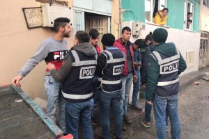 Bursa'da 150 polis ile huzur operasyonu yapıldı