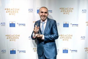 New York'un &uuml;nl&uuml; T&uuml;rk pizzacısı &ouml;d&uuml;le doymuyor