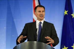 İngiliz Bakan'dan 'Brexit felce uğrar' uyarısı