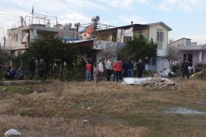 Soba yakarken yangın &ccedil;ıktı, yanarak &ouml;ld&uuml;