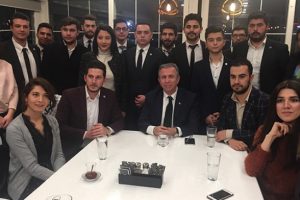 Mansur Yavaş CHP ve İYİ Parti gençlik kollarıyla buluştu