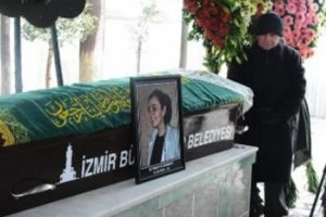 Ukrayna'da öldürülen Zeynep son yolculuğuna uğurlandı