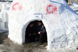 Giresun'da Kar Festivaline Bursalılardan büyük ilgi