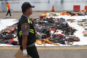 Endonezya'da düşen uçağın ikinci karakutusu bulundu