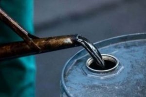 Cezayir petrol üretimini günlük 25 bin varil düşürdü