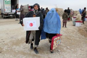 TDV'den Afganistan'daki savaş mağduru ailelere yardım