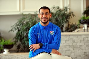 Sel&ccedil;uk Erdoğan: "Avrupa'daki en gen&ccedil; takım Bursaspor"