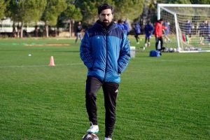 İlhan Palut: Forvet almak istiyoruz