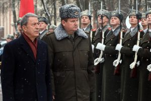 Milli Savunma Bakanı Akar Belarus'ta