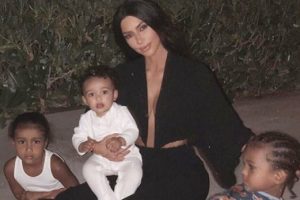Kim Kardashian alkoll&uuml;yken ağzından ka&ccedil;ırmış!