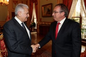 Yıldırım, Ruanda B&uuml;y&uuml;kel&ccedil;isi Nkurunziza ile KKTC B&uuml;y&uuml;kel&ccedil;isi K&ouml;pr&uuml;l&uuml;'y&uuml; kabul etti