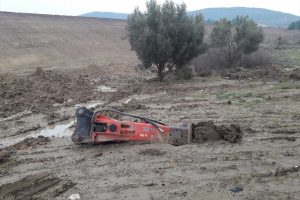 Kep&ccedil;e kırıcısı &ccedil;alan hırsız tutuklandı
