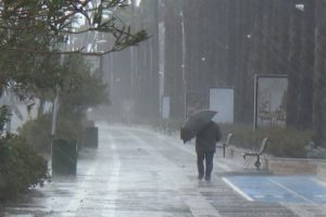 Marmaris'te r&uuml;zgarın hızı 85 kilometreye ulaştı