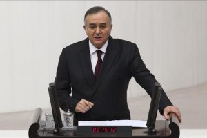 Ak&ccedil;ay: Uygur T&uuml;rkleri'nin milli şuur direnci yok edilmeye &ccedil;alışılıyor