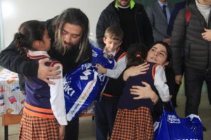 İstanbul'dan Hakkari'ye g&ouml;n&uuml;l k&ouml;pr&uuml;s&uuml;