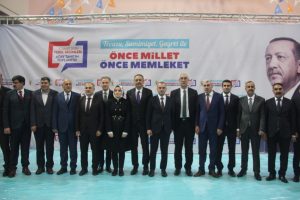 AK Parti Bing&ouml;l'de başkan adaylarını tanıttı