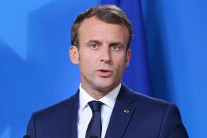 Macron'a g&ouml;re İngiltere anlaşmayla ilgili ek s&uuml;re isteyecek