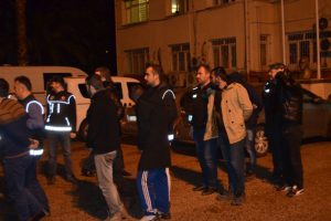 Uyuşturucu operasyonunda 22 g&ouml;zaltı