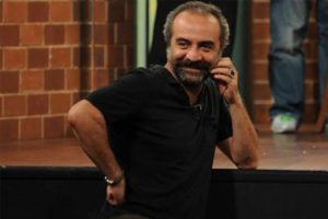 &Ccedil;ok G&uuml;zel Hareketler Bunlar ekrana d&ouml;n&uuml;yor