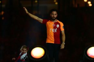 Galatasaray'da beklenen ayrılık ger&ccedil;ekleşti