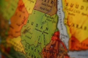 Sudan'da gen&ccedil;lere 'g&ouml;sterilere katılmayın' &ccedil;ağrısı