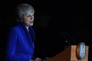 Theresa May'den muhalefet partilerine Brexit i&ccedil;in birlik &ccedil;ağrısı