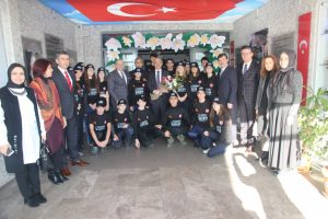 Bursalı &ouml;ğrenciler "&Uuml;lkem i&ccedil;in sıra bende" dedi