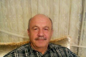 TIR ile konteyner arasında sıkışarak can verdi