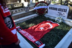 Mehmet Ali Birand mezarı başında anıldı