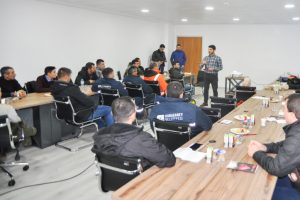Bursa'da Karacabey Belediyesi'nden &ccedil;alışanlarına 'Temel İlk Yardım Eğitimi'