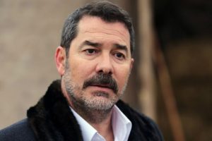 Fikret Kuşkan hangi diziyle ekrana d&ouml;n&uuml;yor?