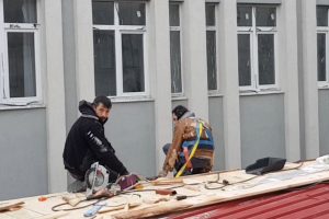 &Ouml;nlemsiz &ccedil;alışan iş&ccedil;i: Bizi durdururlarsa ben de seni durdururum