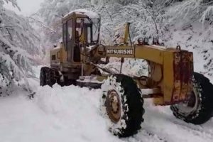63 k&ouml;y yolu yeniden ulaşıma a&ccedil;ıldı