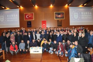 Bursa'da B&uuml;y&uuml;kşehir Belediyesi'nden amat&ouml;re b&uuml;y&uuml;k destek