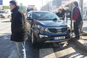 Karne kutlaması yolunda kaza! 2'si &ouml;ğrenci, 3 kişi...
