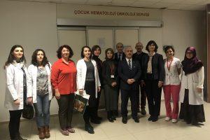 ESOG&Uuml; Hastanesi'nde yatan &ccedil;ocukların karne heyecanı