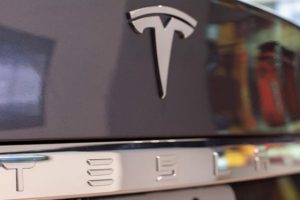 Tesla yaklaşık 3 bin &ccedil;alışanını işten &ccedil;ıkaracak