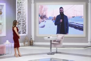 Canlı yayında &ouml;ğrencilere karne s&uuml;rprizi