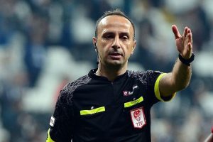 Galatasaray-Ankarag&uuml;c&uuml; ma&ccedil;ının VAR'ı Barış Şimşek